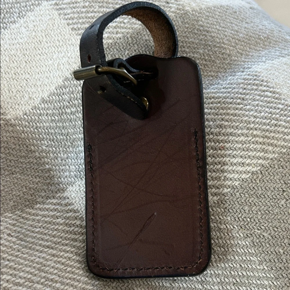 Elegant Brown Leather Filson Men's Bag Tag - Picture 3 of 3
